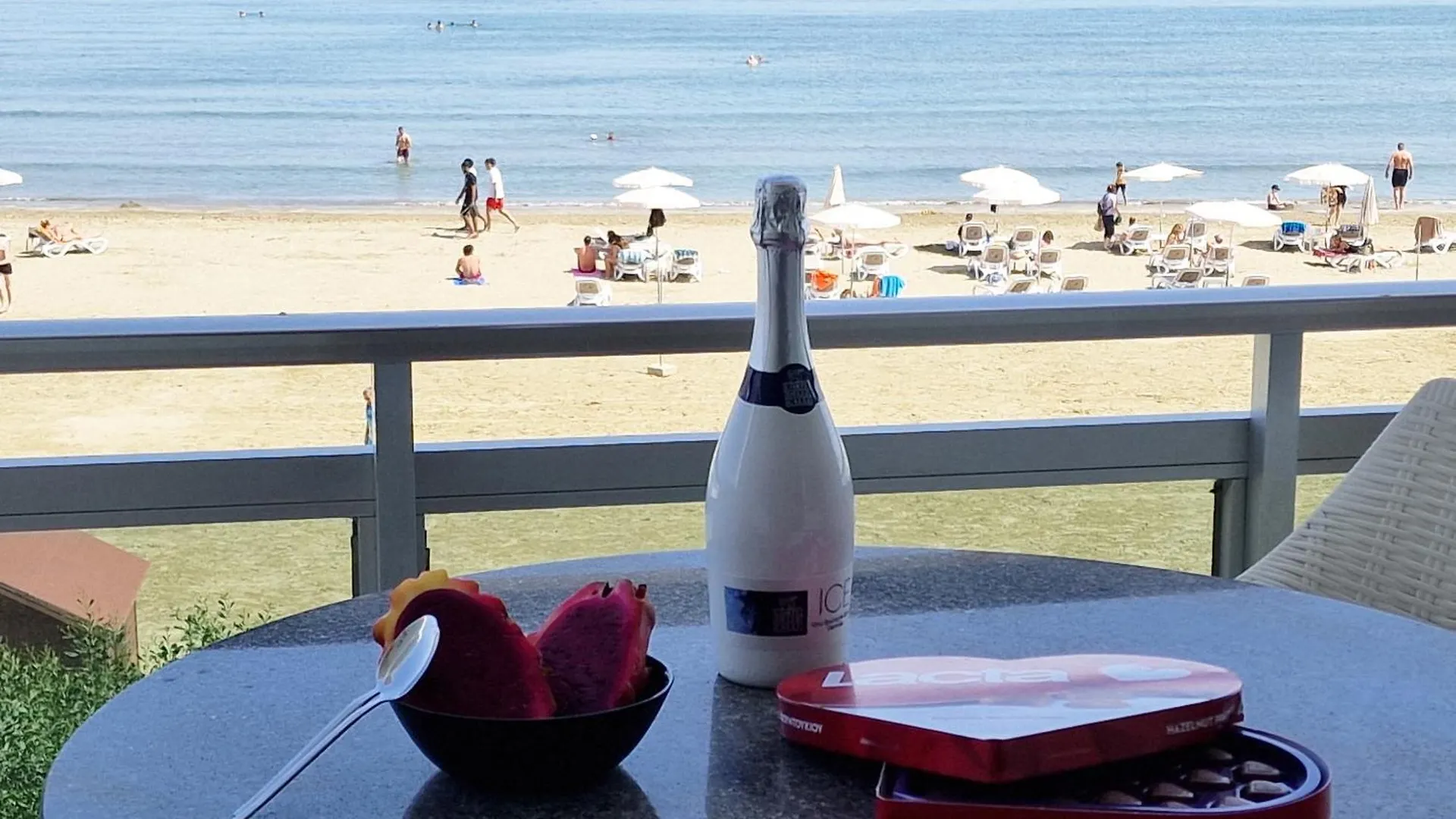 Apartment Makenzy Sandy Beachfront Paradise Larnaka Zypern